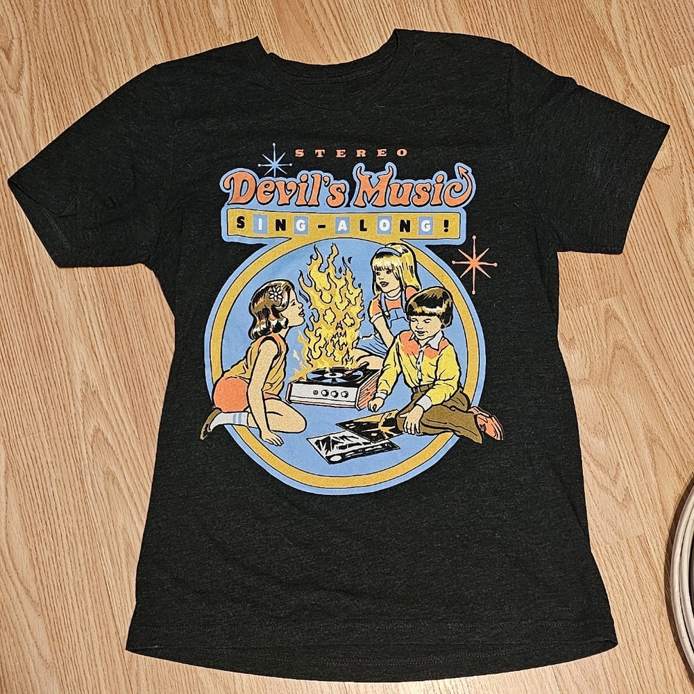 Black T Shirt Devils Music Adult Small Record Player Retro Style Hottopic